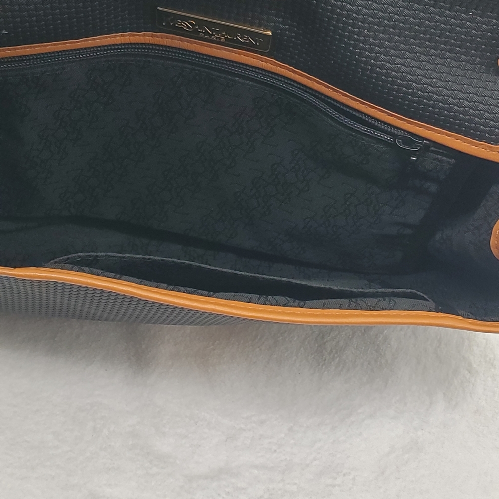 ♤♤ YSL Black and Tan Envelope Clutch with Logo - Picture 11 of 15